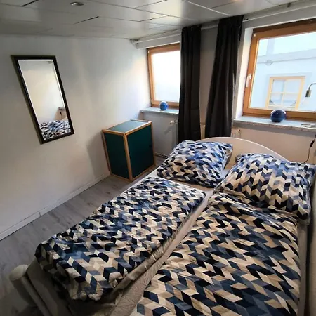 Historisches Im Zentrum - Fuer Bis Zu 7 Personen *