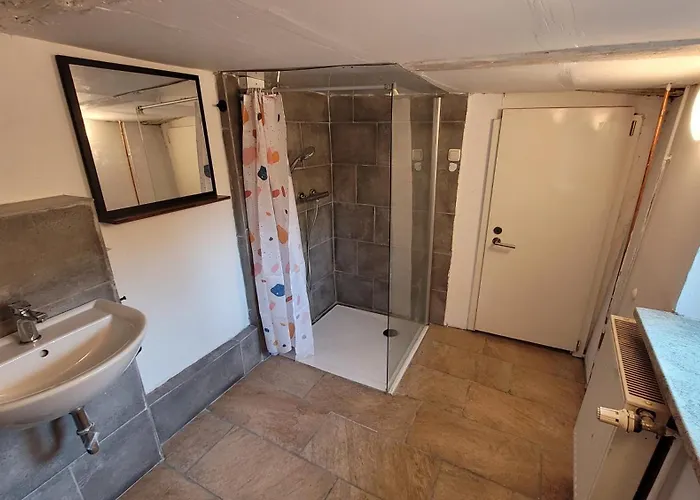 Historisches Im Zentrum - Fuer Bis Zu 7 Personen Daire